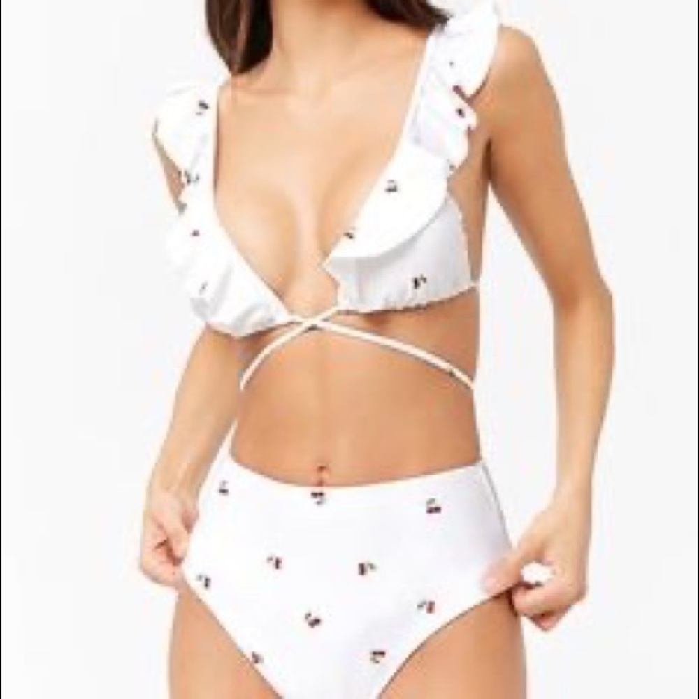 F21 WHITE TWO PIECE WITH CHERRY